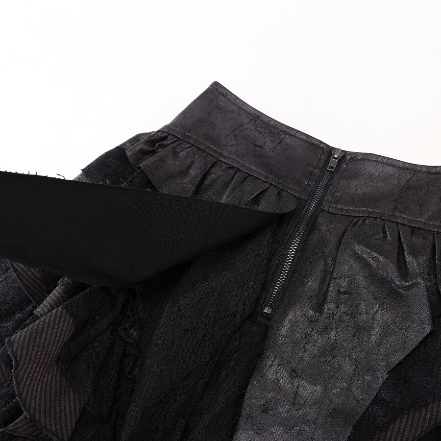 photo n&deg;8 : Jupe steampunk gothique &agrave; volants superpos&eacute;s et ceinture effet cuir - avec dentelle