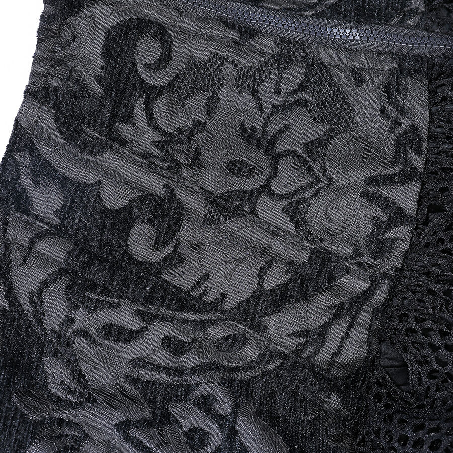 photo n°8 : jupe long gotique jacquard