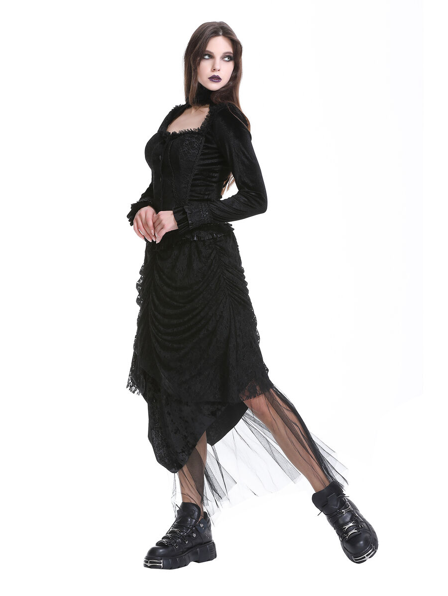 photo n&deg;13 : Haut gothique en velours avec dentelle