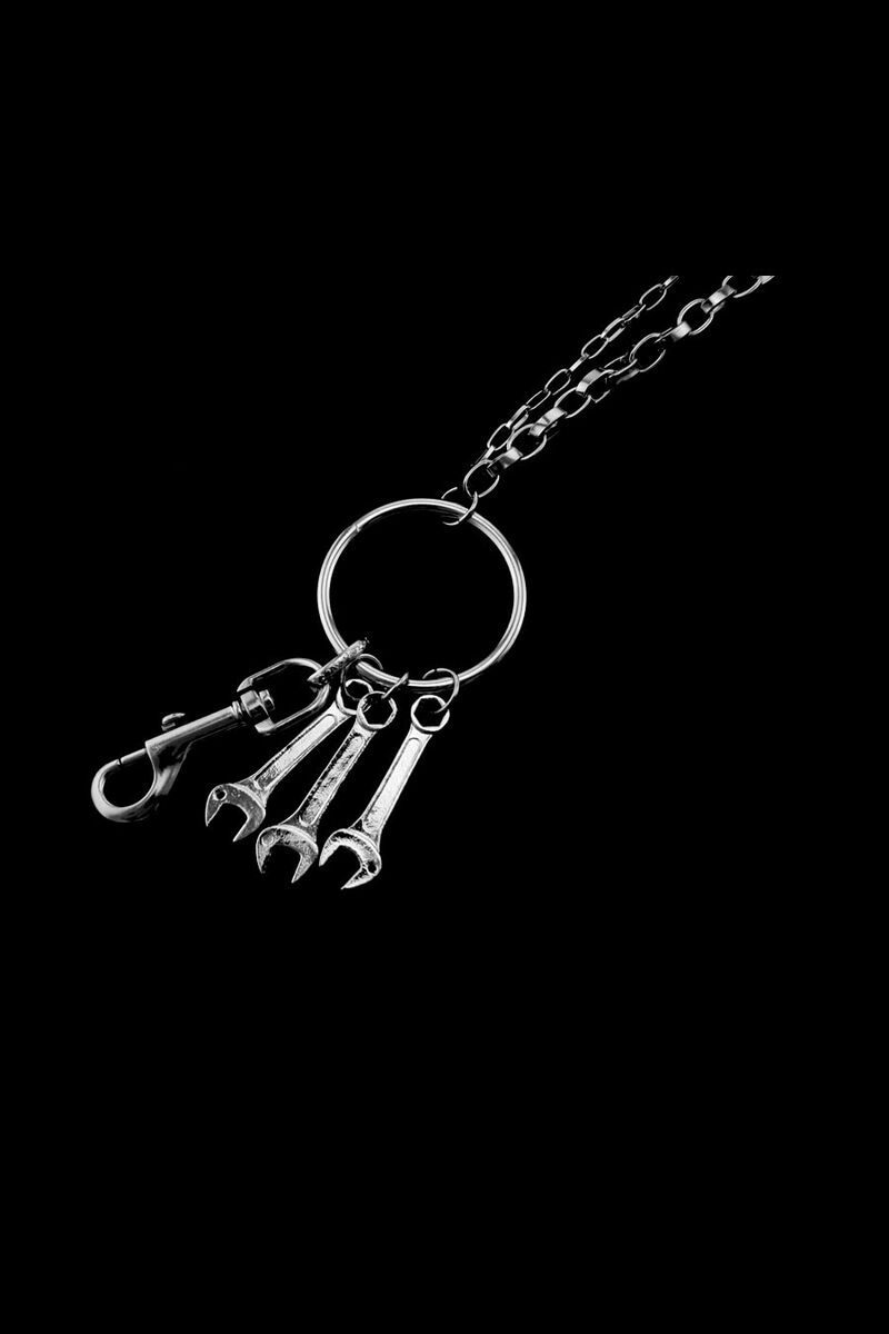 photo n°2 : chaine de portefeuille Wrench