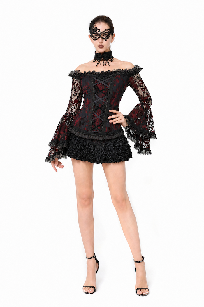 photo n&deg;3 : Top gothique en tulle floqu&eacute; rouge et noir