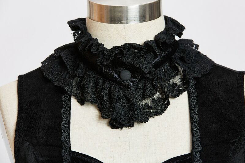 photo n°5 : Gilet gothique en velours de soie pour femme