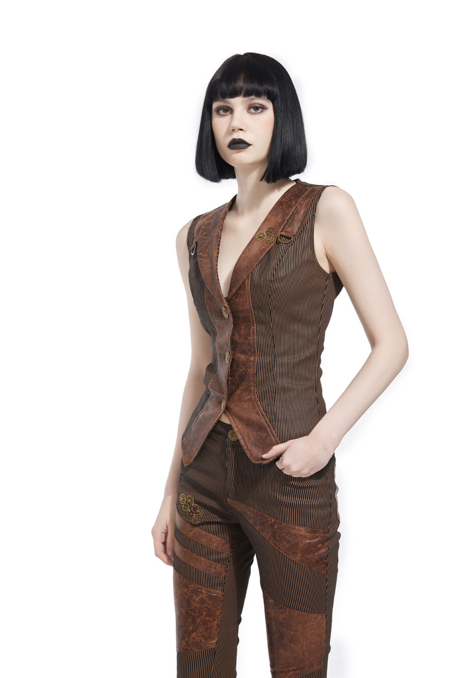 photo n°3 : Gilet femme steampunk