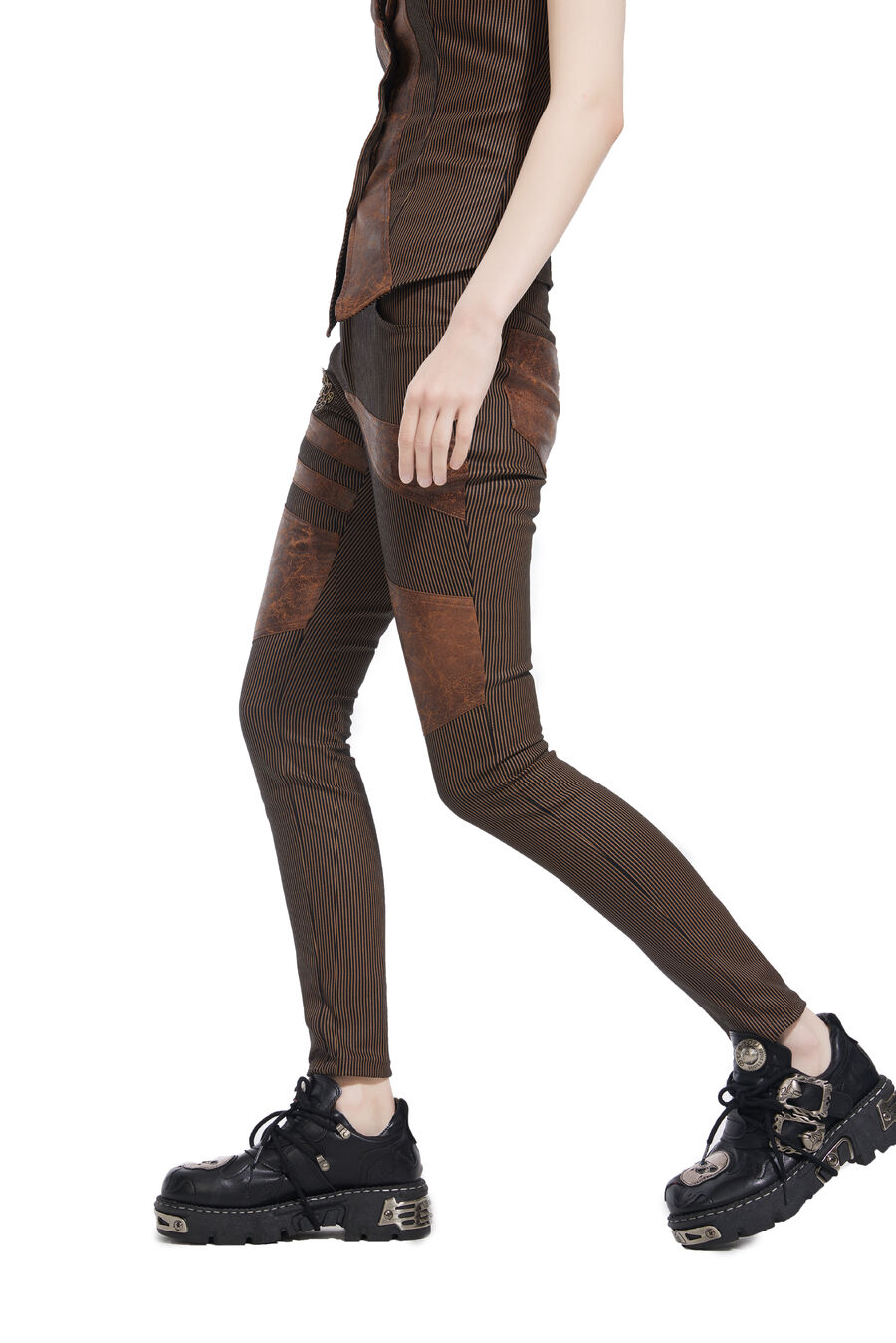 photo n°6 : pantalon femme Steampunk  pentagramme