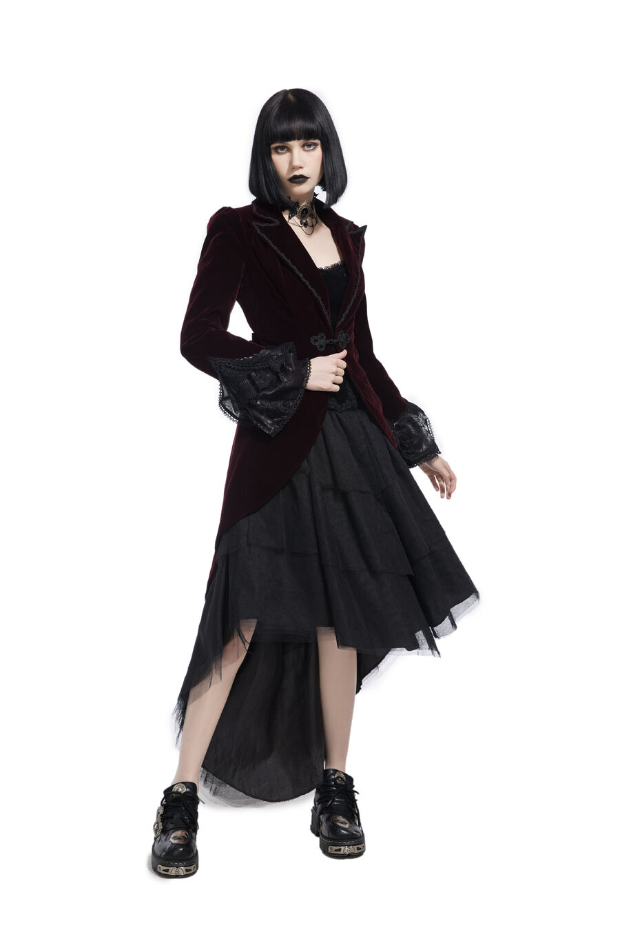 photo n°3 : Manteaux Gothique Aristocrate Romantique Traine Rouge