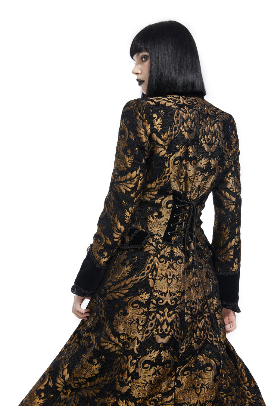 photo n°2 : manteau femme pentagramme