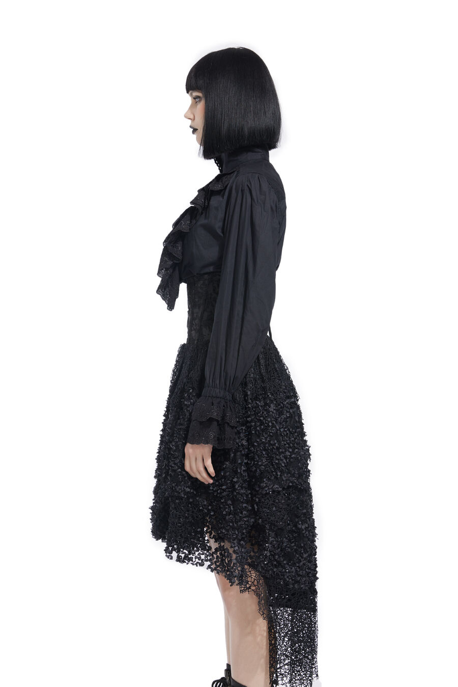photo n°4 : Chemise noir à Jabot Victorienne, pour Femme