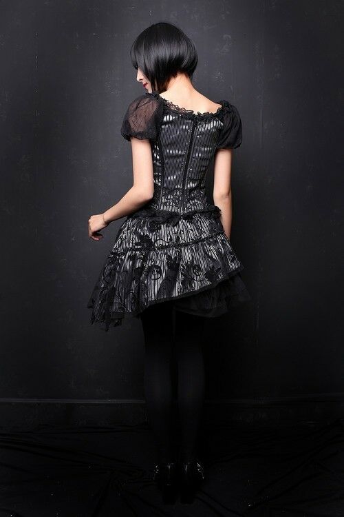 photo n°5 : Jupe Gothique Lolita Romantique  volant
