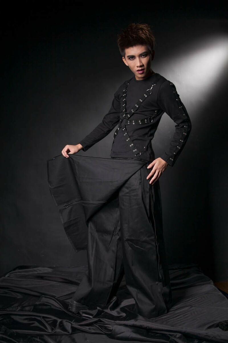 photo n°2 : pantalon Jupe Gothique Homme Punk Noir