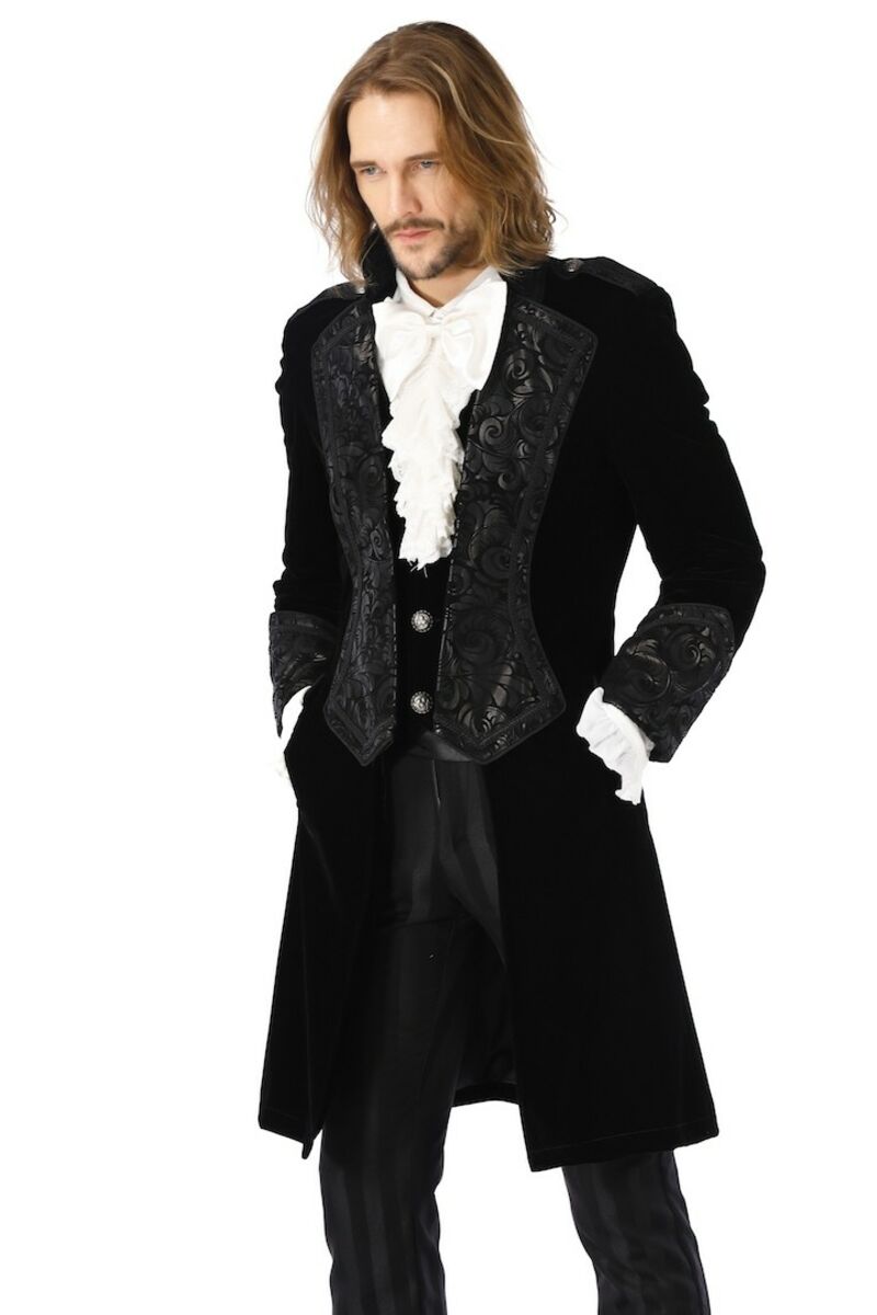 photo n°4 : Manteau en velours noir gothique