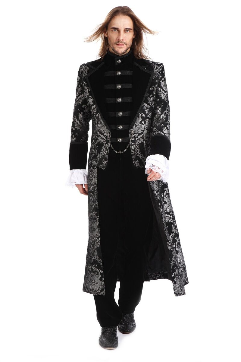 photo n°2 : Manteau gothique long aristocrate