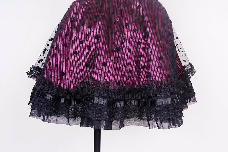 photo n°4 : Mini Jupe Gothique Lolita Noir Rose