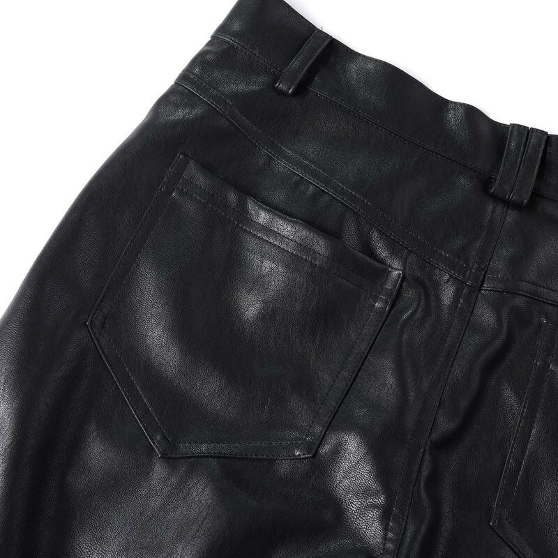 photo n°6 : Pantalon homme gothique en cuir végétal délavé