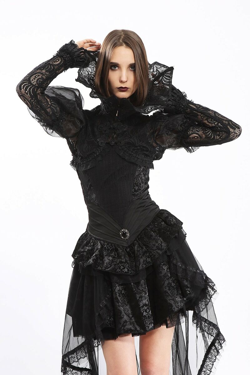 photo n°4 : Robe bustier noir avec broche et traîne gothique