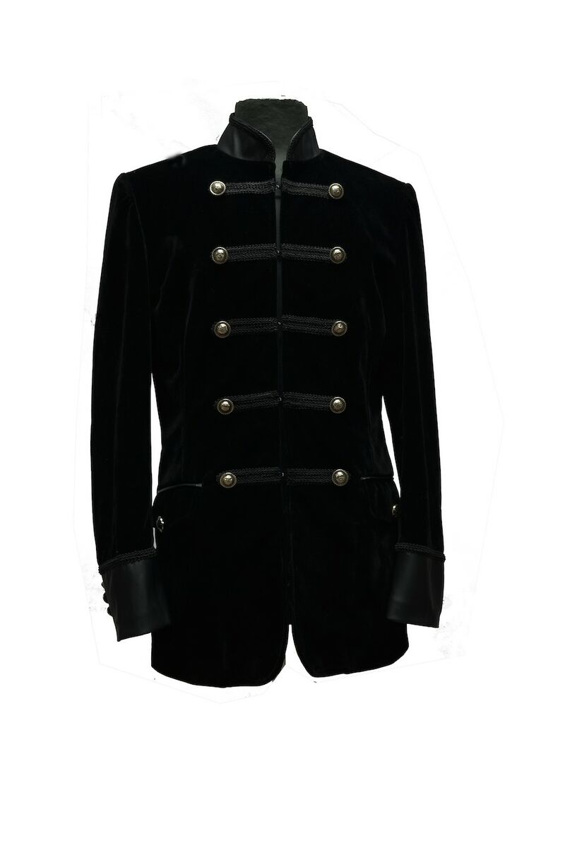 photo n°5 : Veste gothique aristocrate en velours