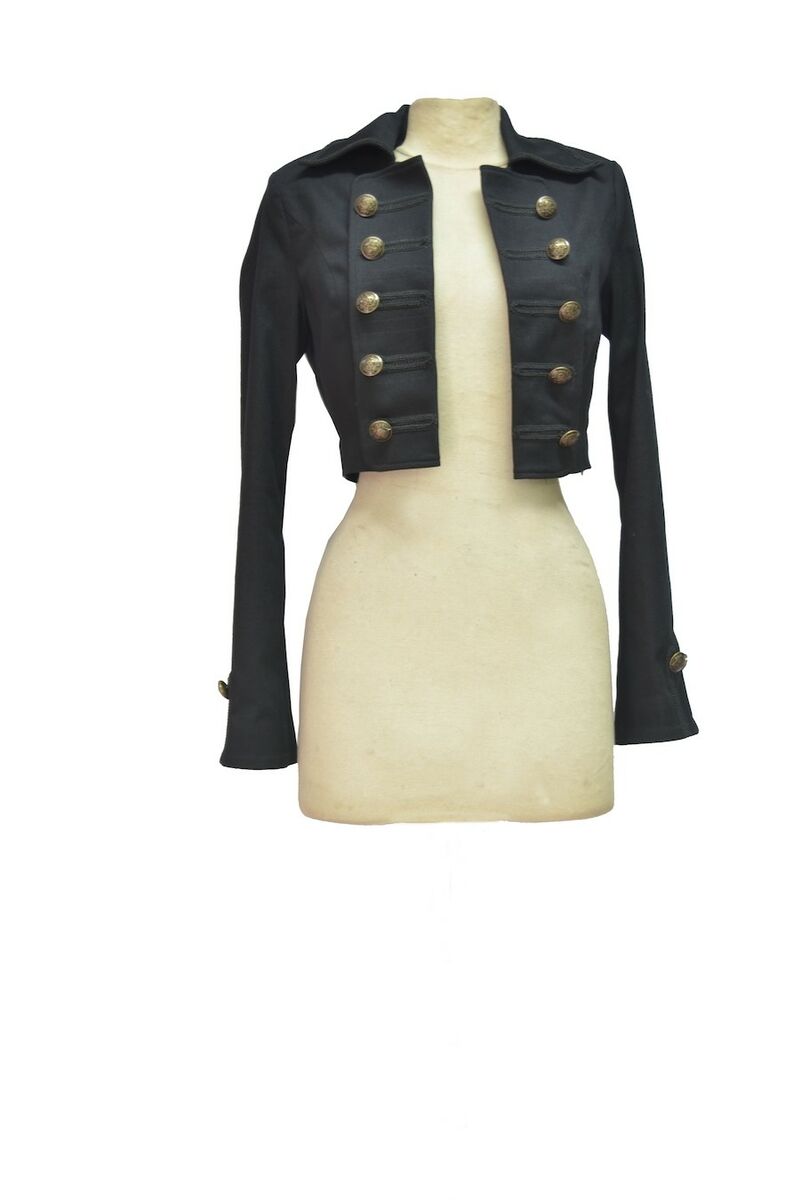 photo n°8 : Veste Gothique Aristocrate Femme militaire