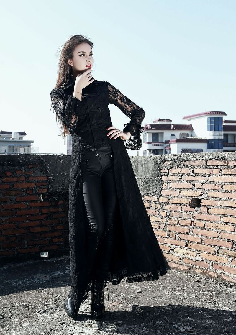 photo n°4 : Veste gothique romantique femme